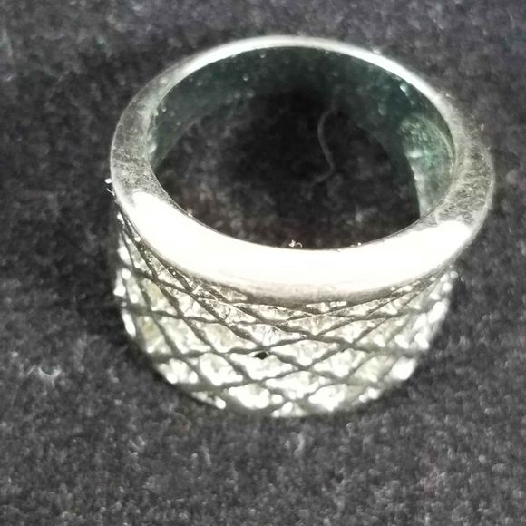 NWT! Mens Chuns Crisscross Lattice Silver Tone Ring Size 8 Band Gothic Linked - Picture 2 of 7